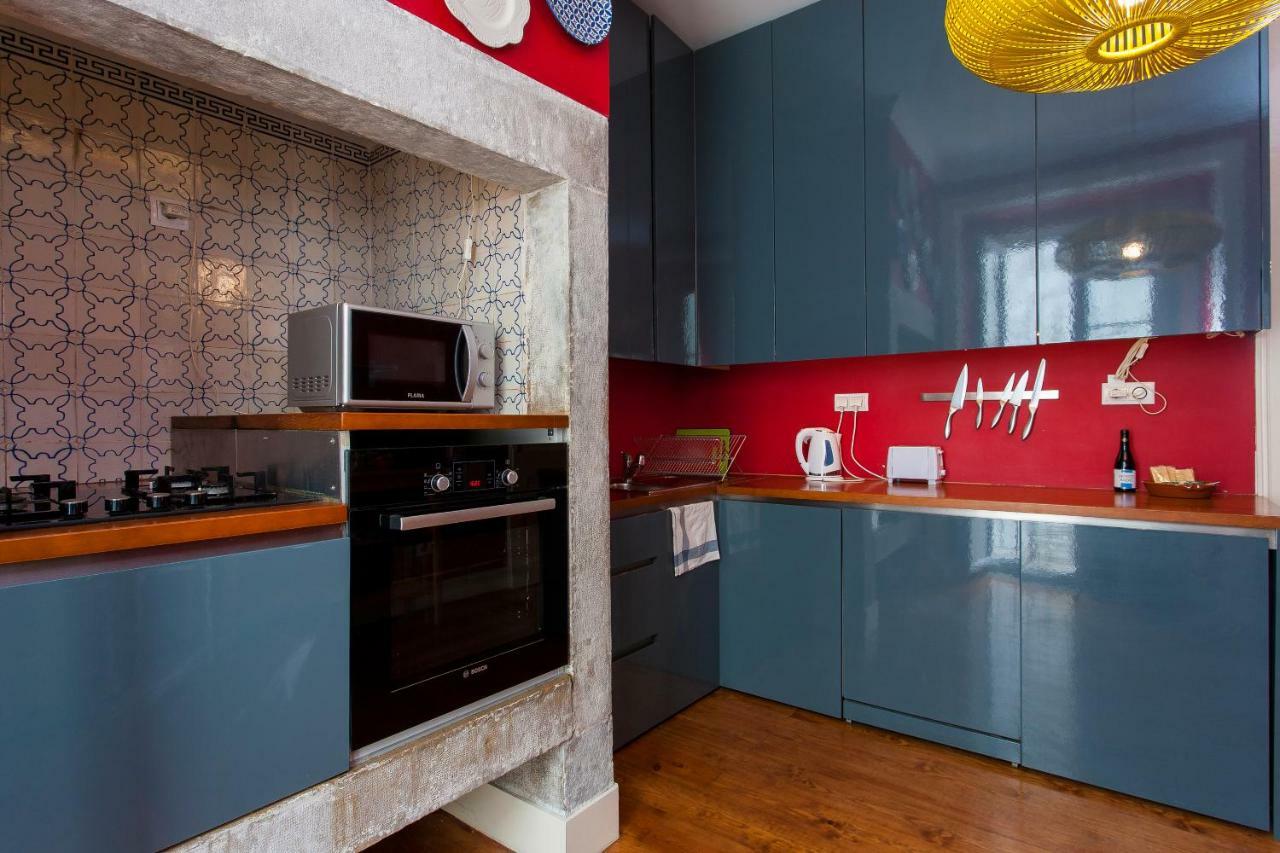 Bairro Alto 3 Bedroom Patio Flat! Apartment